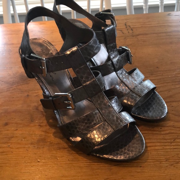 Marc fisher sandals - Picture 1 of 3